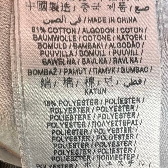 GUESS Denim Shorts in Dark Wash Women's Size 31 = 8 - Picture 12 of 13